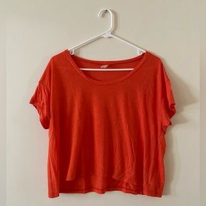 Frenchi coral scoop neck crop top, size small
